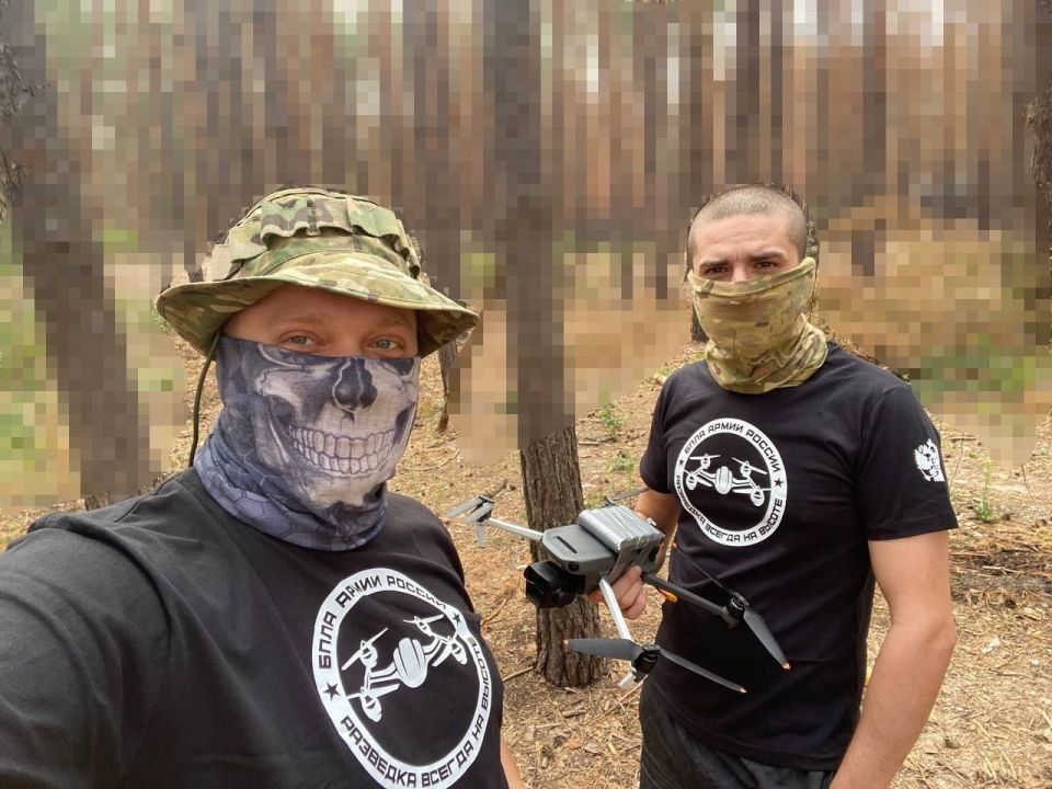 Наши. Спасибо всем, кто принимал участие в покупке футболок для наших ребят