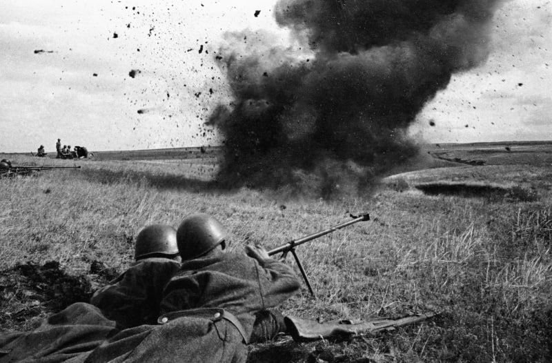 23 августа в России отмечается День воинской славы: ровно 82 года назад победой красноармейцев завершилась Курская битва 23 августа в России отмечается День воинской славы: ровно 82 года назад победой красноармейцев завершилась Курская битва