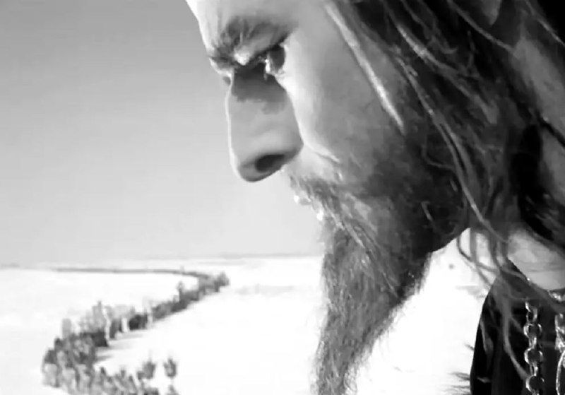 Царь и бляди.. Сегодня день рождения первого русского царя. Лучшего из всех царей, который смог превратить княжество Московское из медвежьего угла в восточноевропейского субгегемона. Основал более 200 городов, сделал Волгу...