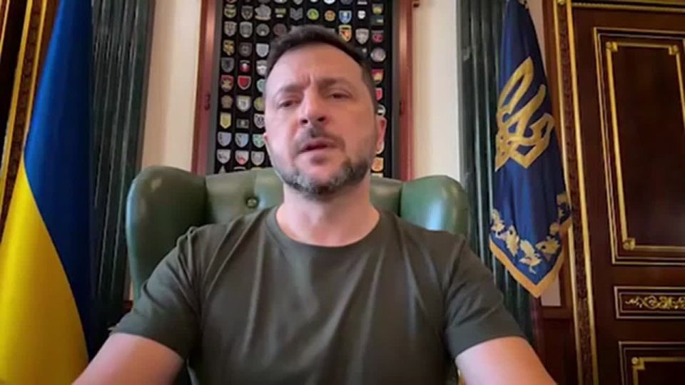 Загнанная в угол крыса будет кусаться пока ее не прибъют