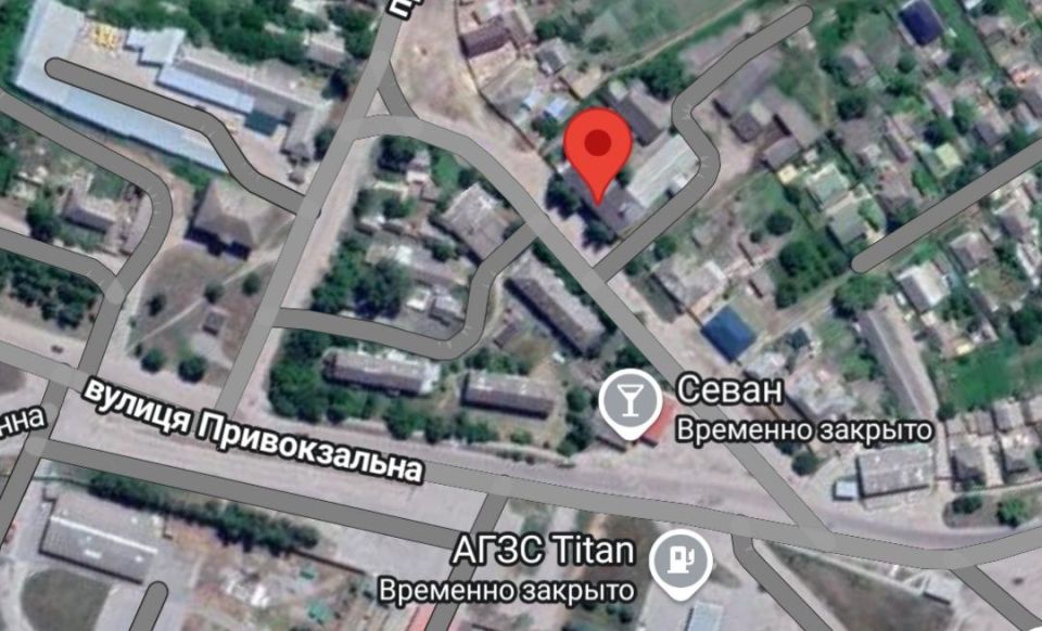 Русский бомбардировщик вновь уничтожает украинских оккупантов в Волчанске Русский бомбардировщик вновь уничтожает украинских оккупантов в Волчанске