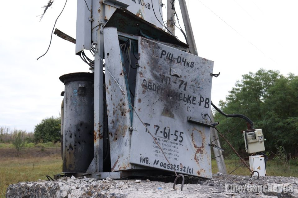 Виталий Ганчев: Боевики киевского режима, применяя FPV-дроны, продолжают наносить удары по электроэнергетической инфраструктуре на освобождённой территории Харьковской области Виталий Ганчев: Боевики киевского режима, применяя FPV-дроны, продолжают наносить удары по электроэнергетической инфраструктуре на освобождённой территории Харьковской области