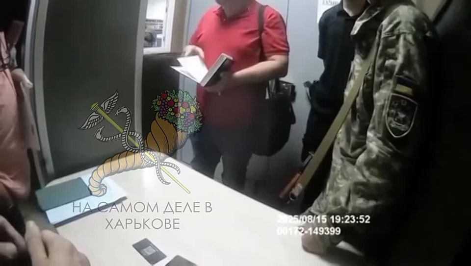 В Харькове к задержанному приехал бесплатный адвокат, а его избили и силой выбросили из ТЦК