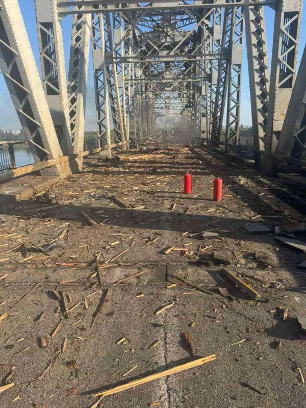 Александр Коц: Удар по Крюковскому мосту. Последствия Александр Коц: Удар по Крюковскому мосту. Последствия