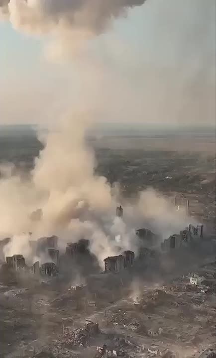 Чингис Дамбиев: Прилет ФАБ-3000 по окопавшимся в Волчанске украинским оккупантам