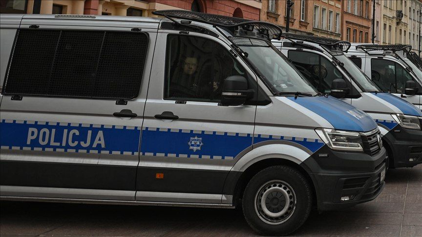 У Дональда Туска угнали Lexus 450 в ночь, когда над Польшей ловили Герберы