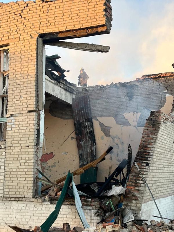 Олег Царёв: ВС РФ ночью нанесли удары по военным объектам в четырёх областях Украины Олег Царёв: ВС РФ ночью нанесли удары по военным объектам в четырёх областях Украины