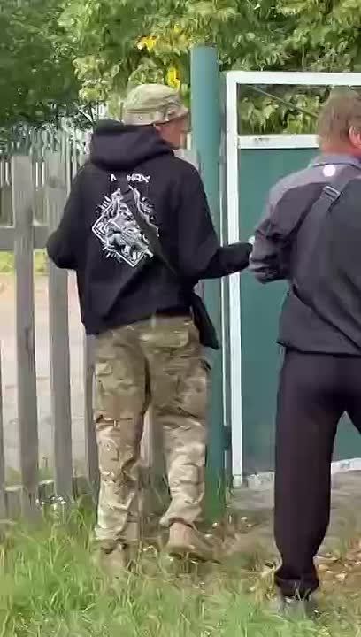 ,   :       ,   ,     (