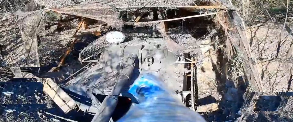 ВСУ продолжают перебрасывать под Купянск артиллерию ВСУ продолжают перебрасывать под Купянск артиллерию