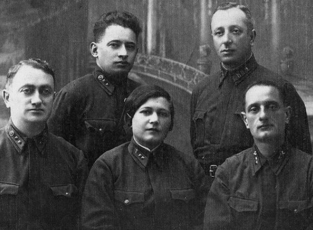 В 2021 году Батька объявил 17 сентбяря в РБ