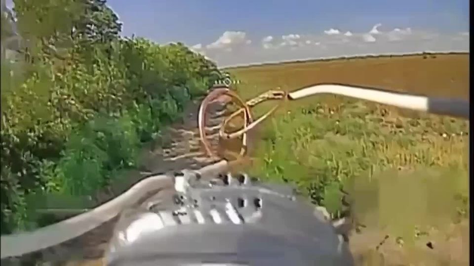 В Херсоне русский оператор дрона в очередной раз спас велосипедиста от ТЦКшников