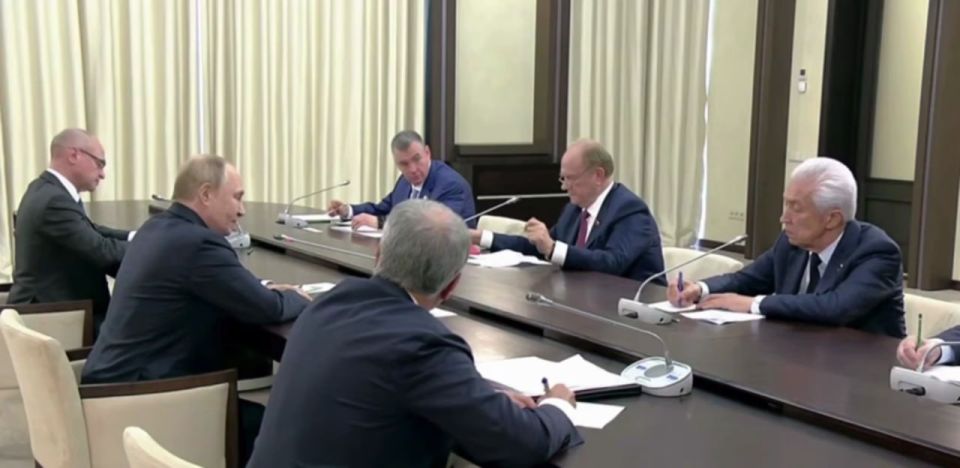 "Это будет наша смена,"— Путин об участниках СВО