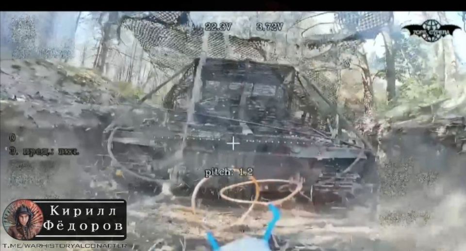 Уничтожение техники хохлов в харьковском лесу Уничтожение техники хохлов в харьковском лесу