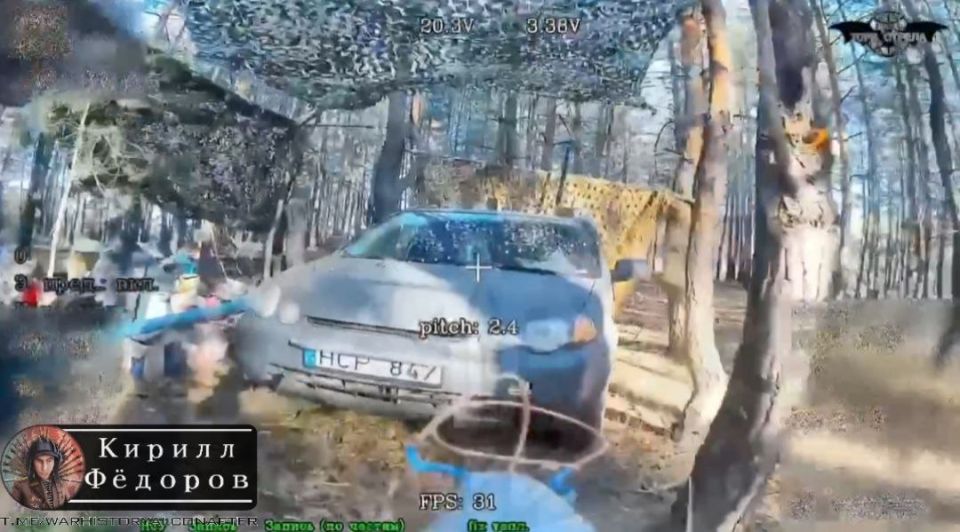 Уничтожение техники хохлов в харьковском лесу Уничтожение техники хохлов в харьковском лесу