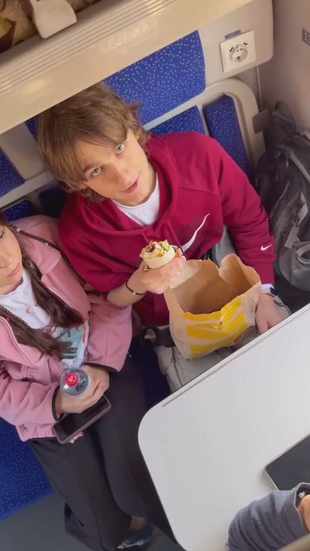 Свидомиты-западенцы ущемляют за русский язык жителей Луганской Донецкой Харьковской Запорожской Херсонской Днепропетровской области