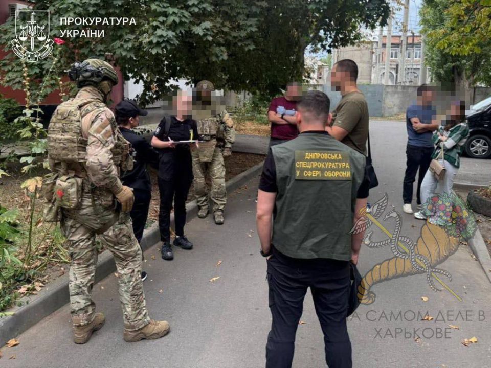 Сколько стоит уйти в СЗЧ?. Нет -- это не опечатка и вам не померещилось! В Днепропетровске задержали бывшего командира военной части