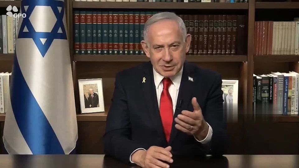 Нацисты открыто угрожают Западу, исламисты шантажируют, угрожая поджогами исторических зданий, а Россия — «агрессор», ага