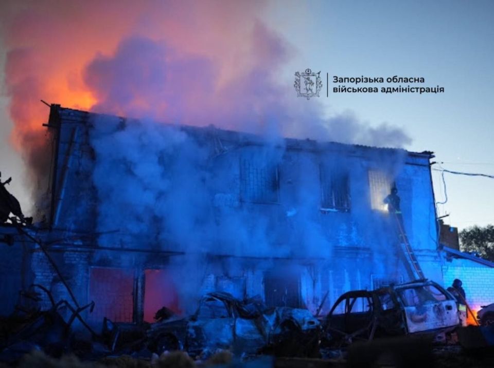 Олег Царёв: ВС РФ ночью нанесли удары по военным объектам в шести областях Украины Поражены цели в Запорожье (ФАБ с УМПК), Киеве и пригороде (работали «Герани»), а также в Полтавской, Николаевской, Харьковской, Сумской обл Олег Царёв: ВС РФ ночью нанесли удары по военным объектам в шести областях Украины Поражены цели в Запорожье (ФАБ с УМПК), Киеве и пригороде (работали «Герани»), а также в Полтавской, Николаевской, Харьковской, Сумской обл