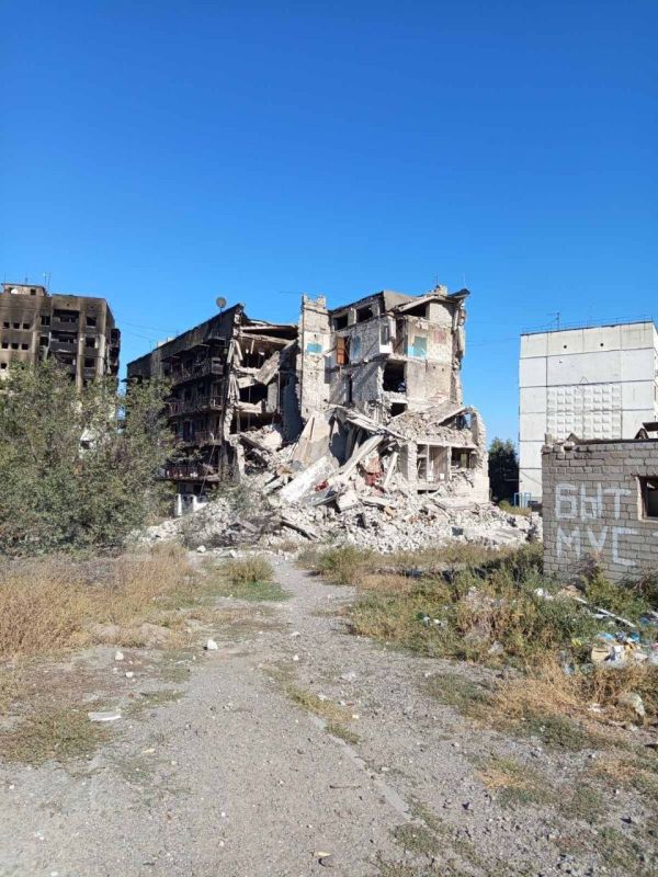 Купянск, мкр. Юбилейный (Интернат), дом 27Б