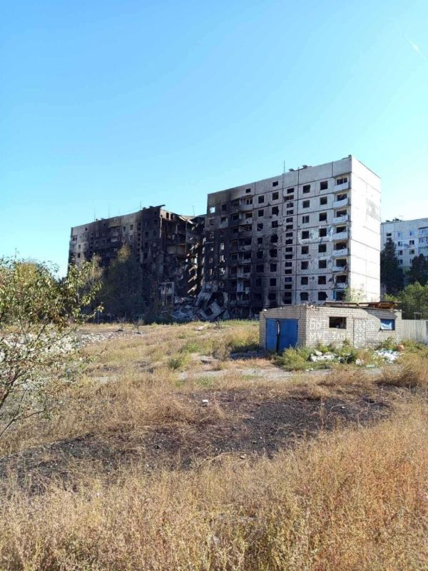 Купянск, мкр. Юбилейный (Интернат), дом 4