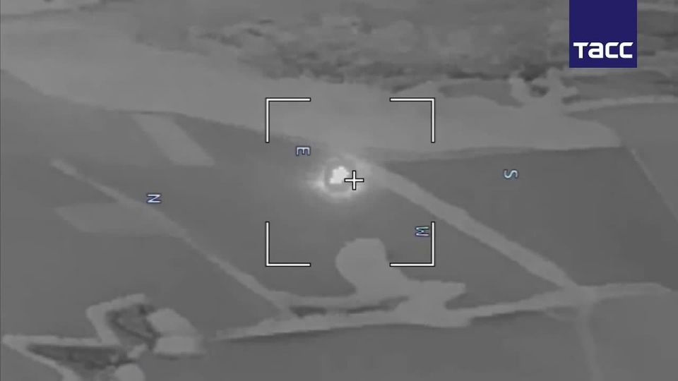 Владимир Разин: ВС РФ ударили "Геранями" по пункту управления БПЛА у Карасевки в Харьковской области