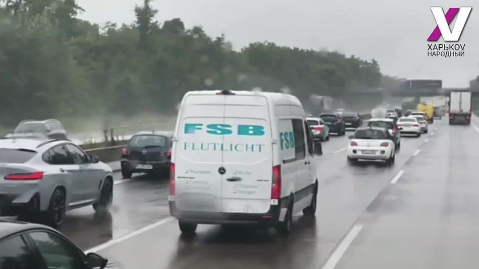 Наших ребят заметили в одном из городов Европы