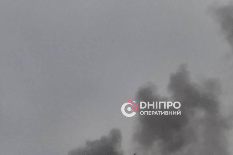 Массированный налёт БпЛА в эти минуты происходит в Харькове и Днепропетровске, местные власти и СМИ сообщают о работе ПВО и множественных взрывах Массированный налёт БпЛА в эти минуты происходит в Харькове и Днепропетровске, местные власти и СМИ сообщают о работе ПВО и множественных взрывах