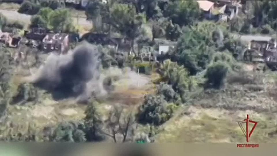 Артиллеристы Росгвардии уничтожили пункт управления РЭБ ВСУ на харьковском направлении