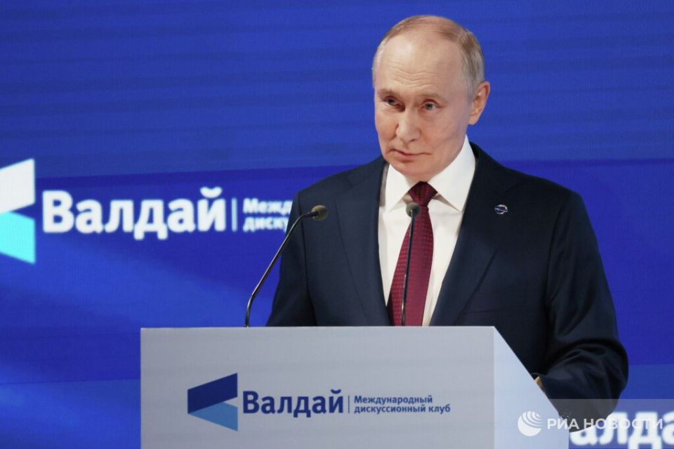 "Надеюсь, Украина найдет силы, чтобы сесть за стол переговоров" – Путин