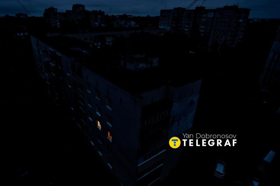 Киев просит Запад помочь пережить зиму после ударов РФ по энергетике Киев просит Запад помочь пережить зиму после ударов РФ по энергетике