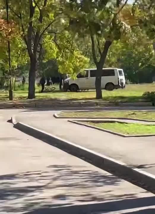 В Харькове женщина отбила своего мужика от могилизации