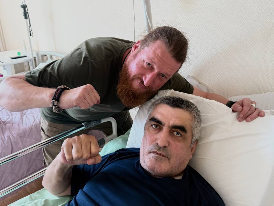 WarGonzo: На днях навестил друга, одного из самых боевых генералов страны и Героя России — Эседуллу Абачева, которого на фронте все больше знают по позывному «Адлер»