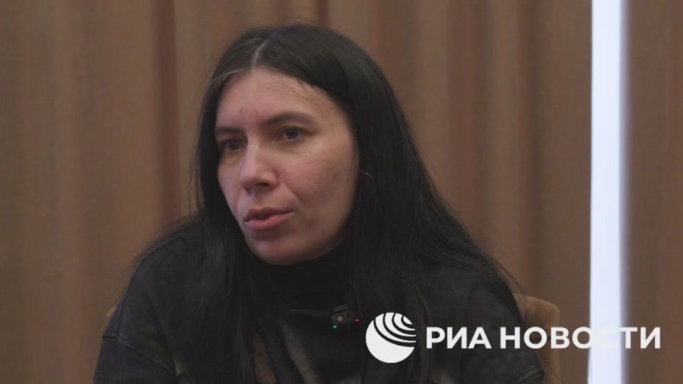 Сотрудники СБУ стали похищать недовольных киевским режимом харьковчан, рассказала РИА Новости администратор закрытого чата, в котором горожане могли высказывать свое недовольство, Анастасия Быкова