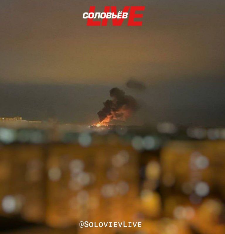 Мониторинговые каналы сообщают о 20 взрывах в Харькове из-за атаки БПЛА