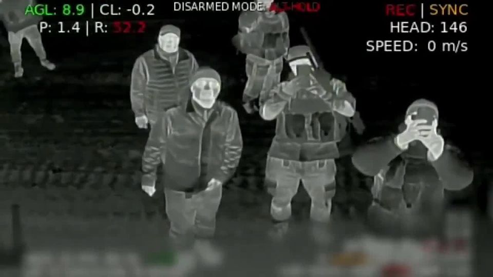 Ещё один случай, где украинский беспилотник садится на российский ЗРК и тем самым наводит огневые средства