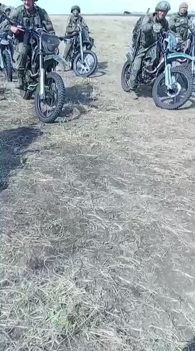 Наши ребята передают вам привет