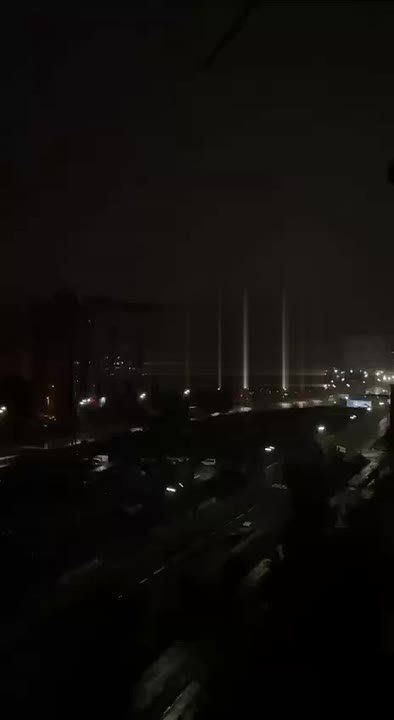 В ночь на 10 октября Вооружённые силы России нанесли одну из крупнейших за всё время специальной военной операции серий комбинированных ударов по объектам энергетической и военной инфраструктуры Украины