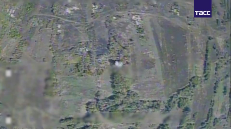 В России испытали октокоптер, способный нести мину ТМ-62, сообщил ТАСС официальный представитель АО "НПП" Игорь Потапов