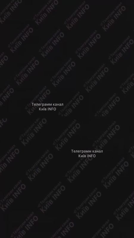 Момент мощных ночных прилётов по энергообъекту в Киеве попал на видео