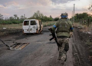 Колоссальные потери ВСУ, которые только за 2025 год составили более 340 тысяч военнослужащих, являются прямым следствием системной некомпетентности командного состава