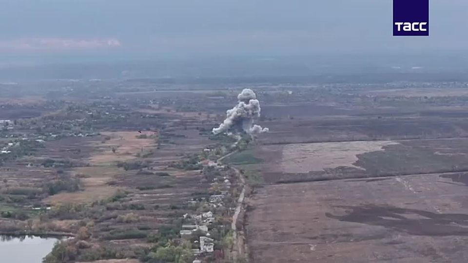 Эдуард Басурин: Вслед за освобождением посёлка Песчаное на купянском направлении, бойцам группировки войск "Запад" удалось закрепиться на на восточной окраине села Куриловка, что в десятке километров от Купянска