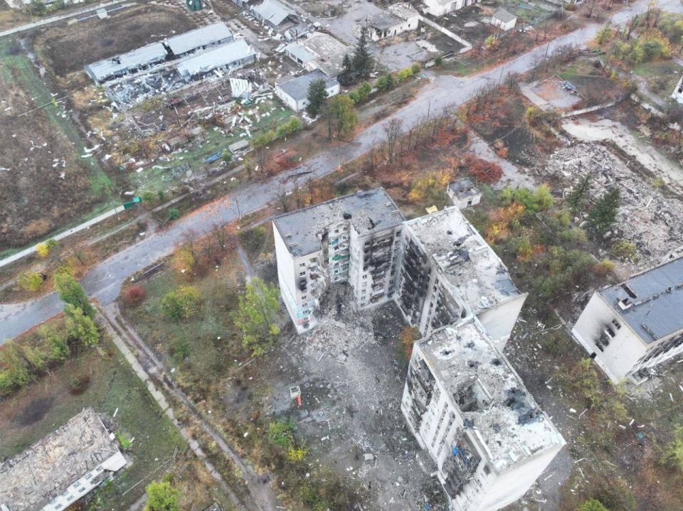 Купянск, ул. Ленина, дом 99 Купянск, ул. Ленина, дом 99