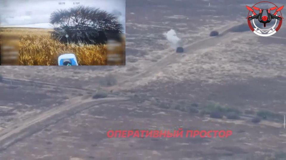 Отражение штурма пары M113 с "дикобразом" ударами FPV-дронов в районе Купянска Отражение штурма пары M113 с "дикобразом" ударами FPV-дронов в районе Купянска