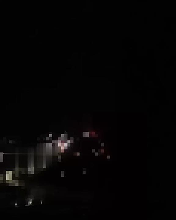 В Киеве мощное зарево, в Харьковской области серия взрывов - ВС РФ уничтожают инфраструктуру врага
