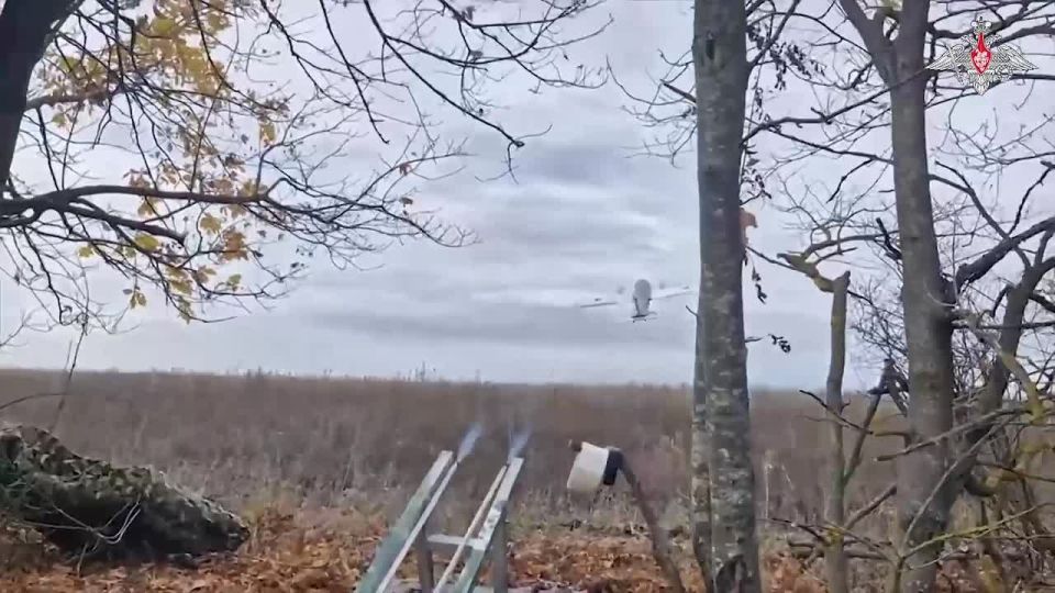 Минобороны России: Подразделение БПЛА группировки войск «Запад» провело залистовывание позиций противника в Купянске для убеждения окруженных военнослужащих 114-й отдельной бригады территориальной обороны ВСУ сделать...