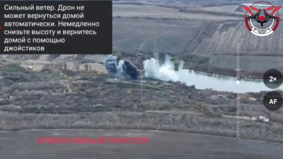 Российские войска ударом четырех ФАБ-500 уничтожили расположение и пункт управления БПЛА в Великой Шапковке в районе Купянска, сообщает Telegram-канал “Оперативный простор”