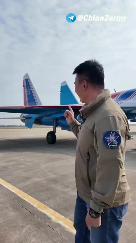 «Русские витязи» ворвались в небо над Китаем: Су-35, Су-30СМ и фигуры высшего пилотажа от наших летчиков на авиашоу в Наньчане! Красиво!