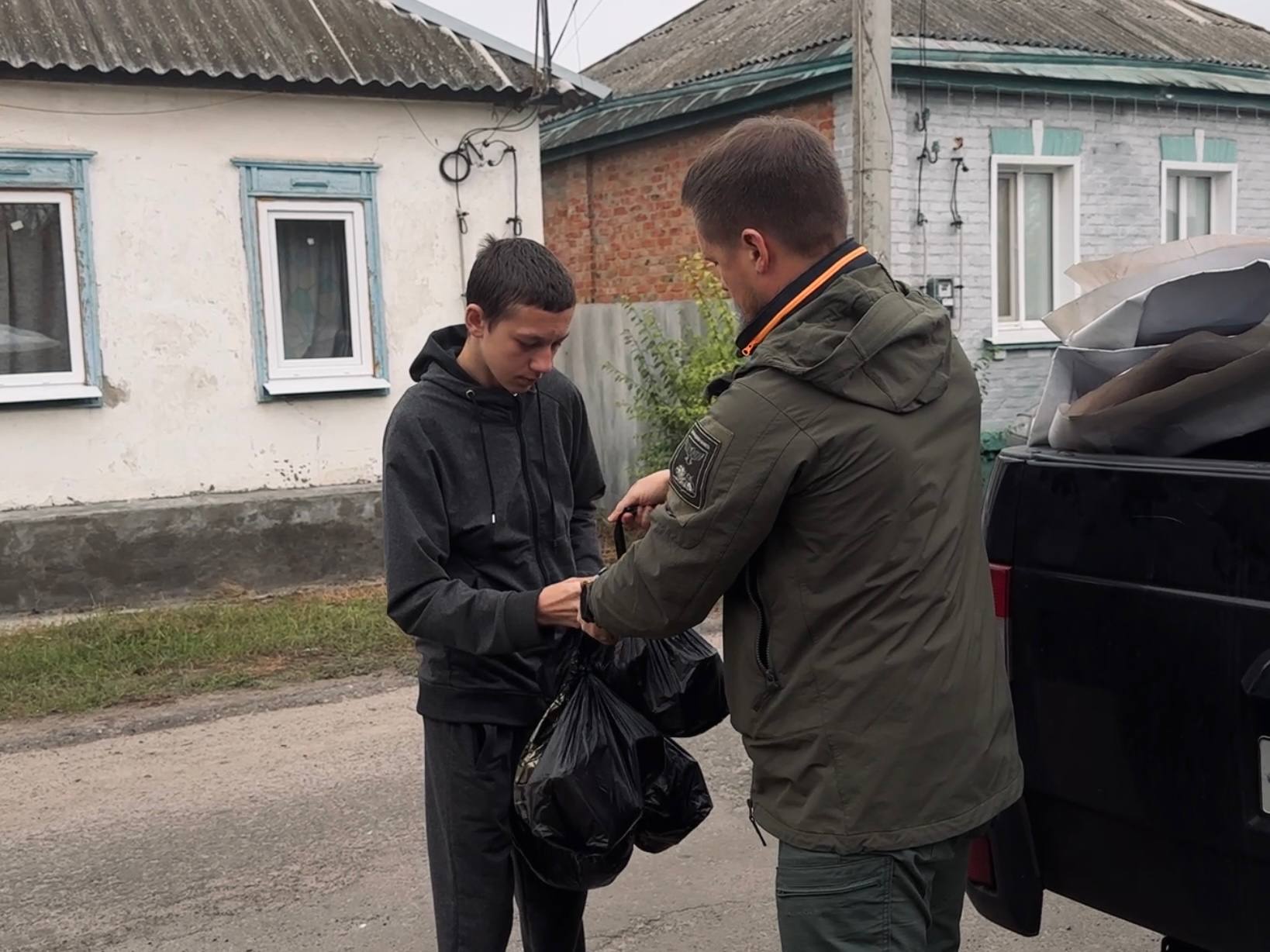 Итоги недели: волонтёры Центра помощи «Единой России» продолжают поддержку жителей приграничных районов и переселенцев Итоги недели: волонтёры Центра помощи «Единой России» продолжают поддержку жителей приграничных районов и переселенцев