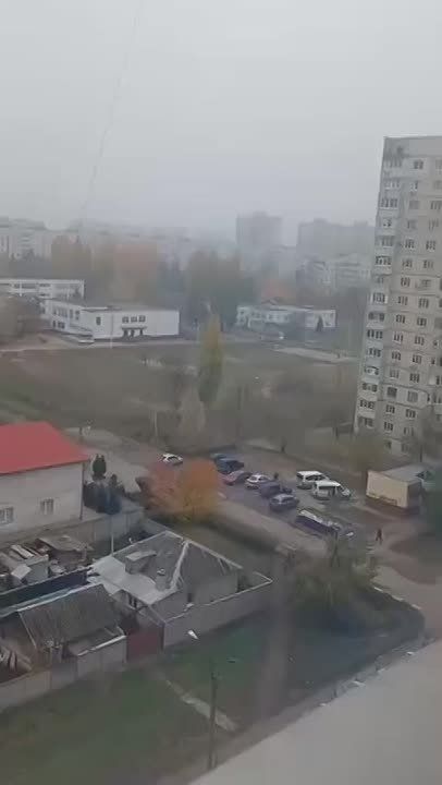 МоГилизация в Харькове.. Мужчина хотел спасти "добровольца", которого каратели уже скрутили для дальнейшей отправки на фронт, а по итогу отправился с ним на утилизацию