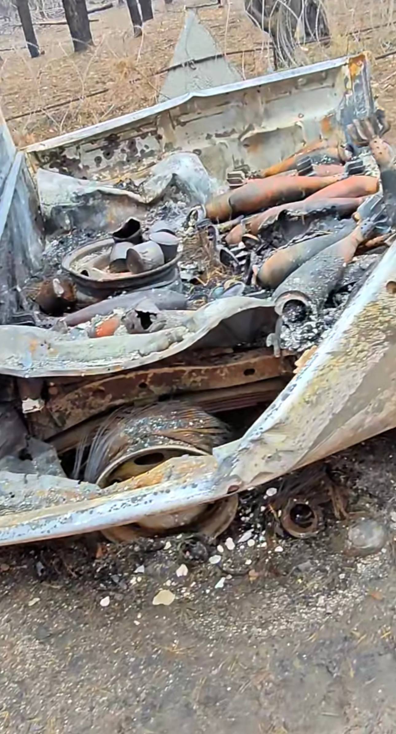 Благодаря украинской стороне, которая активно выкладывает все что связано с Купянском в социальные сети, находится много интересного Благодаря украинской стороне, которая активно выкладывает все что связано с Купянском в социальные сети, находится много интересного